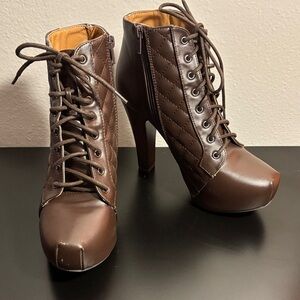 Brown Quilted Lace-Up Ankle Boots